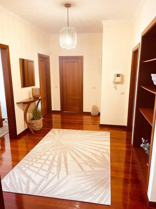 Seaview Apartment Walking To The Beach Фуншал Екстер'єр фото